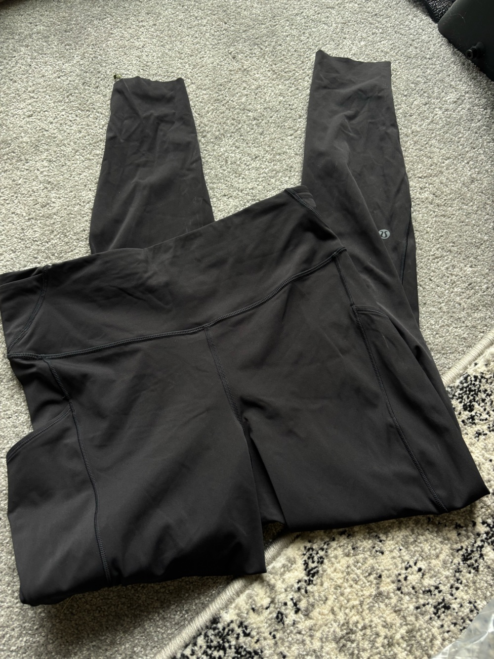 Lululemon Fast and Free size 10 women’s leggings